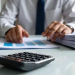 Kalkulator wynagrodzeń: Przelicz brutto na netto i odwrotnie